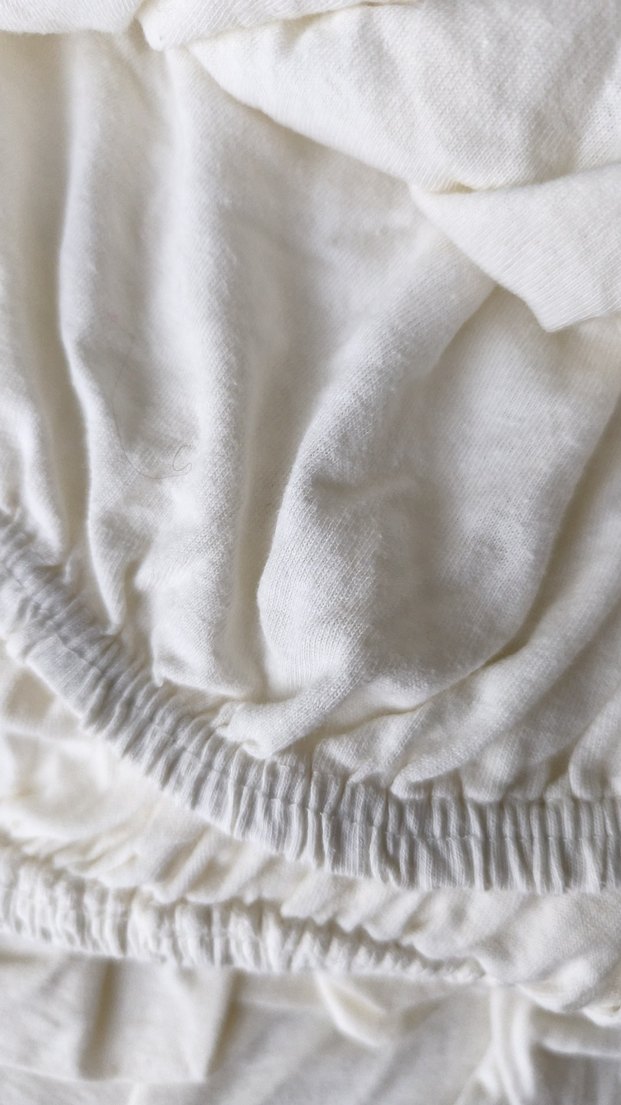 Açık Sarı Lastikli Çarşaf ( tek kişilik) - Görsel 2