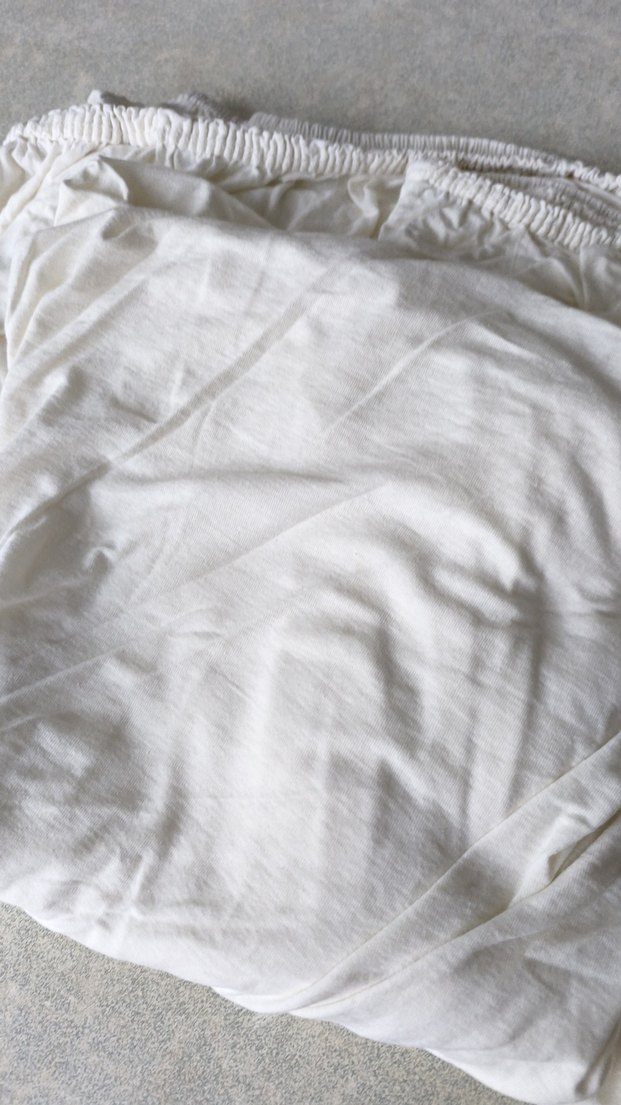 Açık Sarı Lastikli Çarşaf ( tek kişilik) - Görsel 4