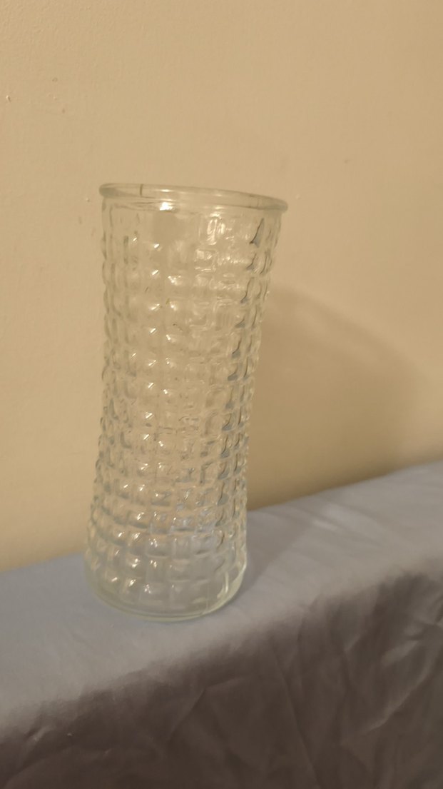 Beyaz Şeffaf Desenli Cam Vazo - Görsel 2