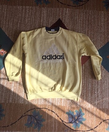 Adidas Sweatshirt