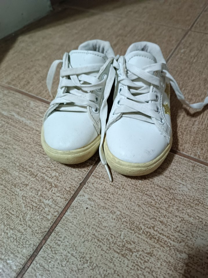 Beyaz Minimalist çocuk Spor Ayakkabı - Görsel 2