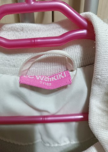 Kapüşonlu Beyaz Renkli Baskılı Kız Mont - Görsel 5