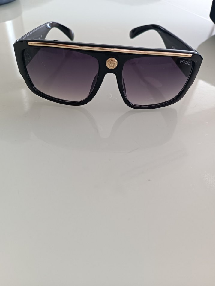 Klasik Siyah Tokalı Kadın Güneş Gözlüğü - Görsel 2