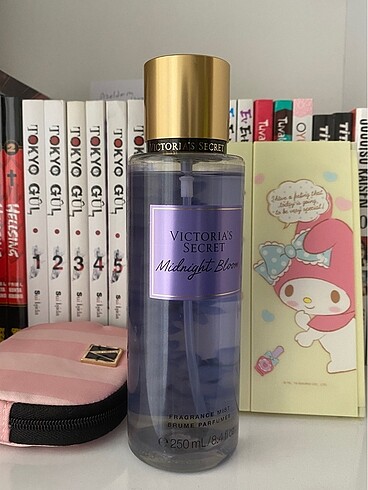Beden Victoria?s Secret midnight bloom vücut spreyi