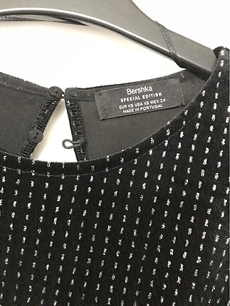 Bershka Siyah sırt detaylı elbise