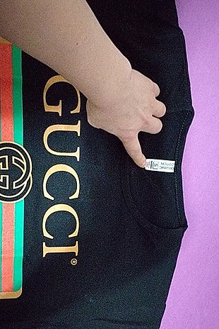 Gucci siyah gucci orjinal degil