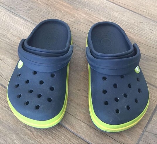 Crocs