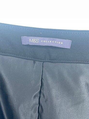 42 Beden siyah Renk Marks & Spencer Kumaş Pantolon %70 İndirimli.