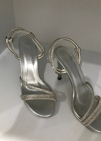 Gri Yılan Desenli Stiletto Kadın Abiye Ayakkabı - Görsel 3