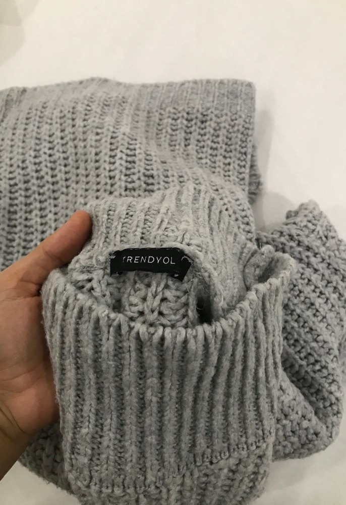 Gri Yüksek Yakalı Örgü Kadın Kazak - Görsel 3