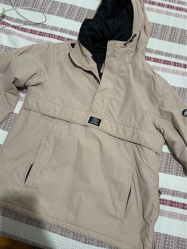 Pull and Bear Pull and bear kanguru mont kadın