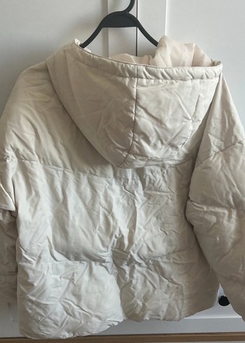 Beyaz Kapüşonlu Puff Mont - Görsel 4