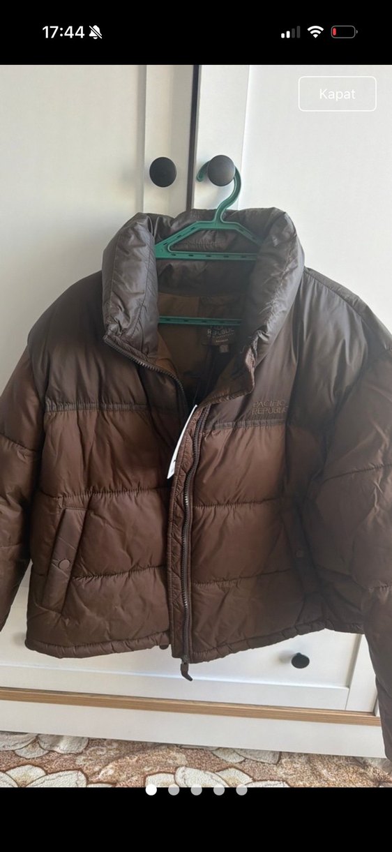 Kahverengi Yüksek Yakalı Kadın Mont - Görsel 2