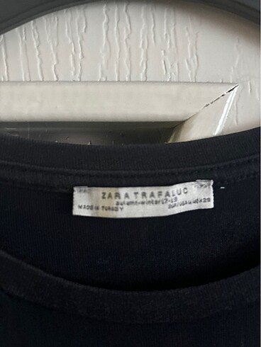 Zara Püsküllü tişört zara