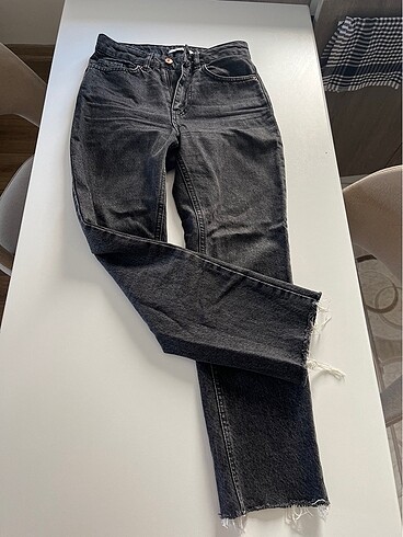 Zara Slim Fit Mom Jean