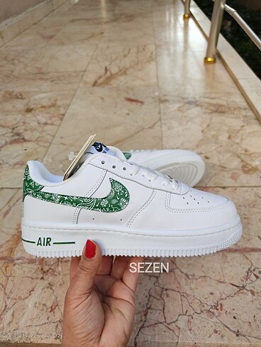 Nike airforce beyaz