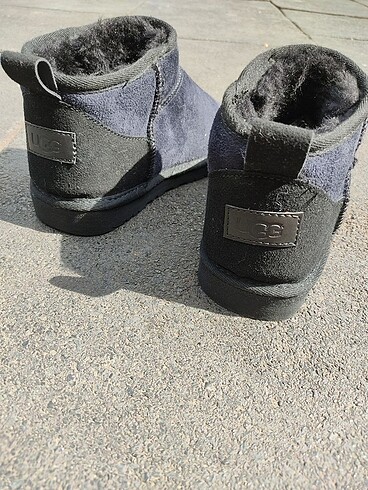 38 Beden Ugg bot