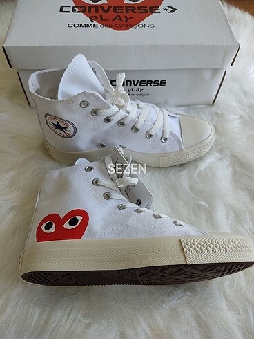 Converse C601