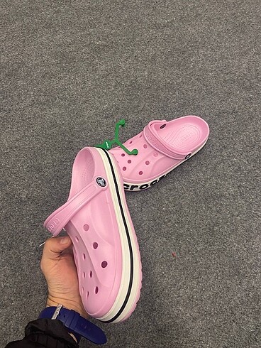 37 Beden Pembe Crocs Terlik
