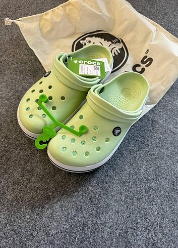 37 Beden Crocs Terlik yeşil