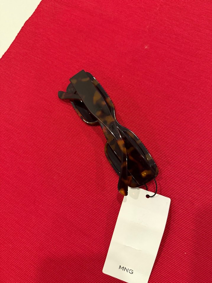 Koyu Kahverengi Minimalist Kadın Güneş Gözlüğü - Görsel 3