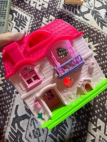  Beden Ev açılan oyuncak