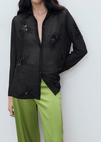 Siyah İşlemeli V Yaka Kadın Gömlek - Görsel 6