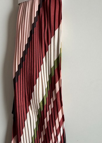 Bordo Pileli Kadın Fular - Görsel 2