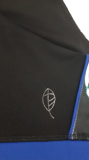 l Beden siyah Renk Sıyah lacivert desenli spor üst 