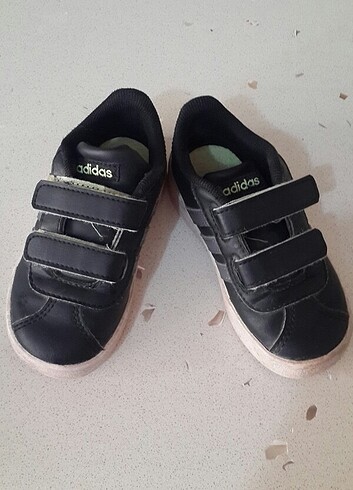 23 Beden Orjinal Adidas spor ayakkabısı 
