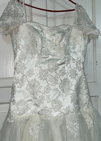 Kırık beyaz gelinlik - Görsel 3