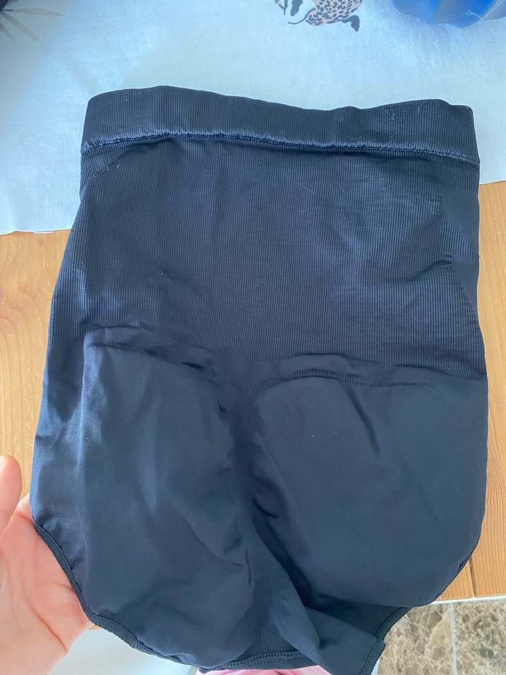 Siyah korse - Görsel 4