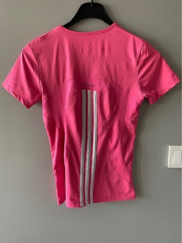 s Beden pembe Renk Adidas tshirt