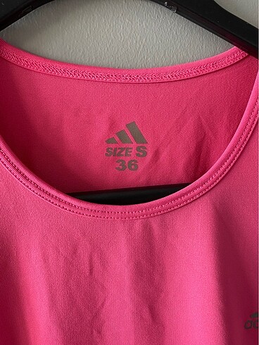 Adidas Adidas tshirt