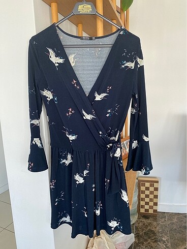 Bershka elbise