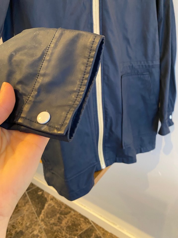 Koton  Mavi Kapüşonlu Fermuarlı Yağmurluk - Görsel 3