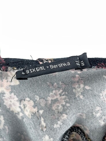 s Beden siyah Renk Bershka Bluz %70 İndirimli.