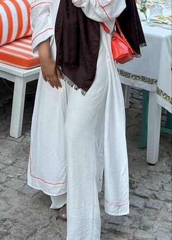 Kadriye baştürk beyaz kimono