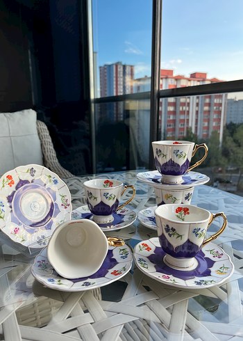 Mor Çiçek Desenli Altılı Kahve Fincan Takımı