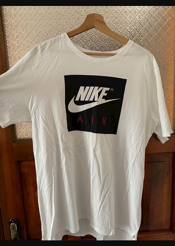 Nike Air Beyaz Tisort