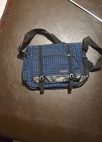 Jansport postacı çantası