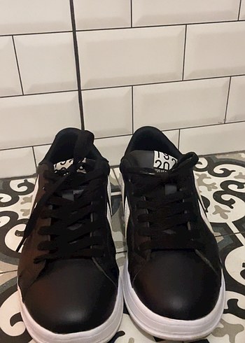 Hummel Siyah Beyaz Minimal Sneaker