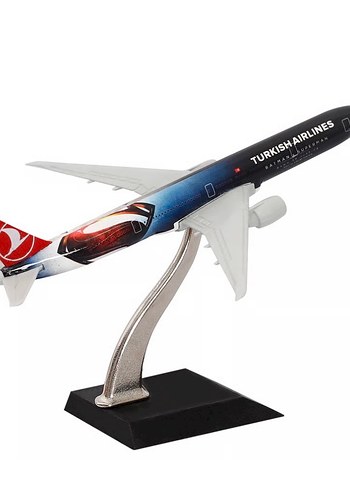 Turkish Airlines Uçak Maketi