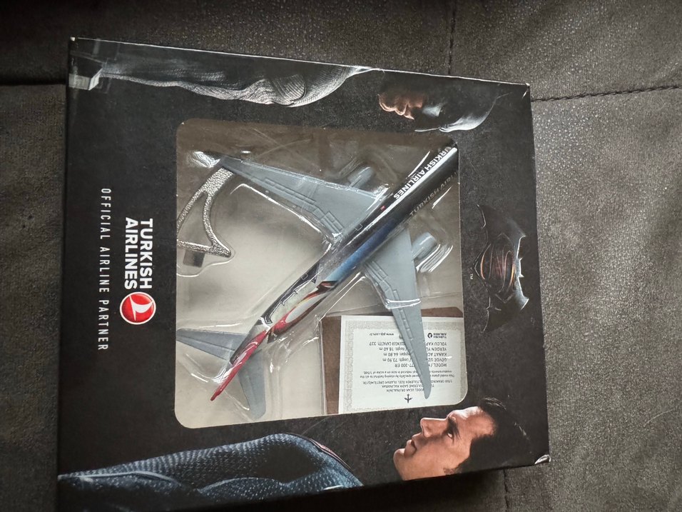 Turkish Airlines Uçak Maketi - Görsel 2