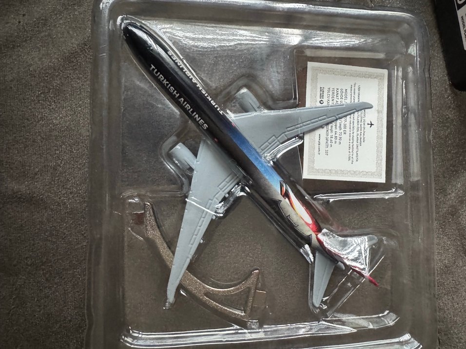 Turkish Airlines Uçak Maketi - Görsel 3