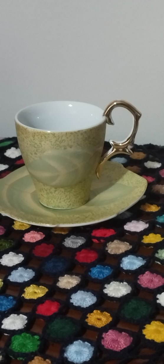 Yeşil Pastel Fincan ve Tabak Seti - Görsel 2