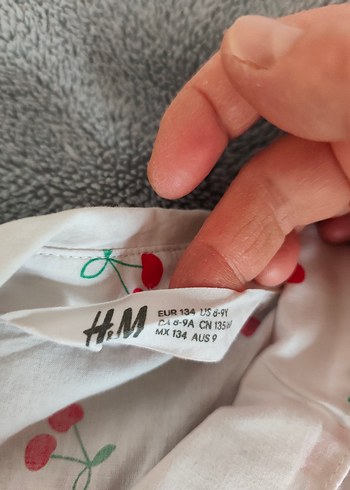 Kız Çocuk Kiraz Desenli Kolsuz Bluz - Görsel 3