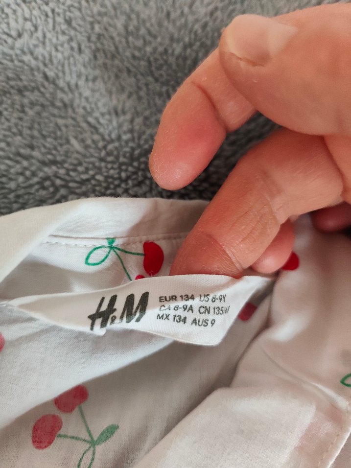 Kız Çocuk Kiraz Desenli Kolsuz Bluz - Görsel 3