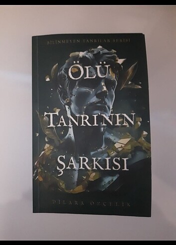 ölü tanrinin sarkisi