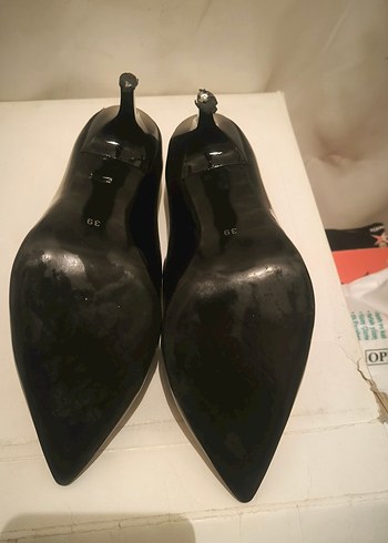 Kadın Siyah Rugan Stiletto Topuklu Ayakkabı - Görsel 3